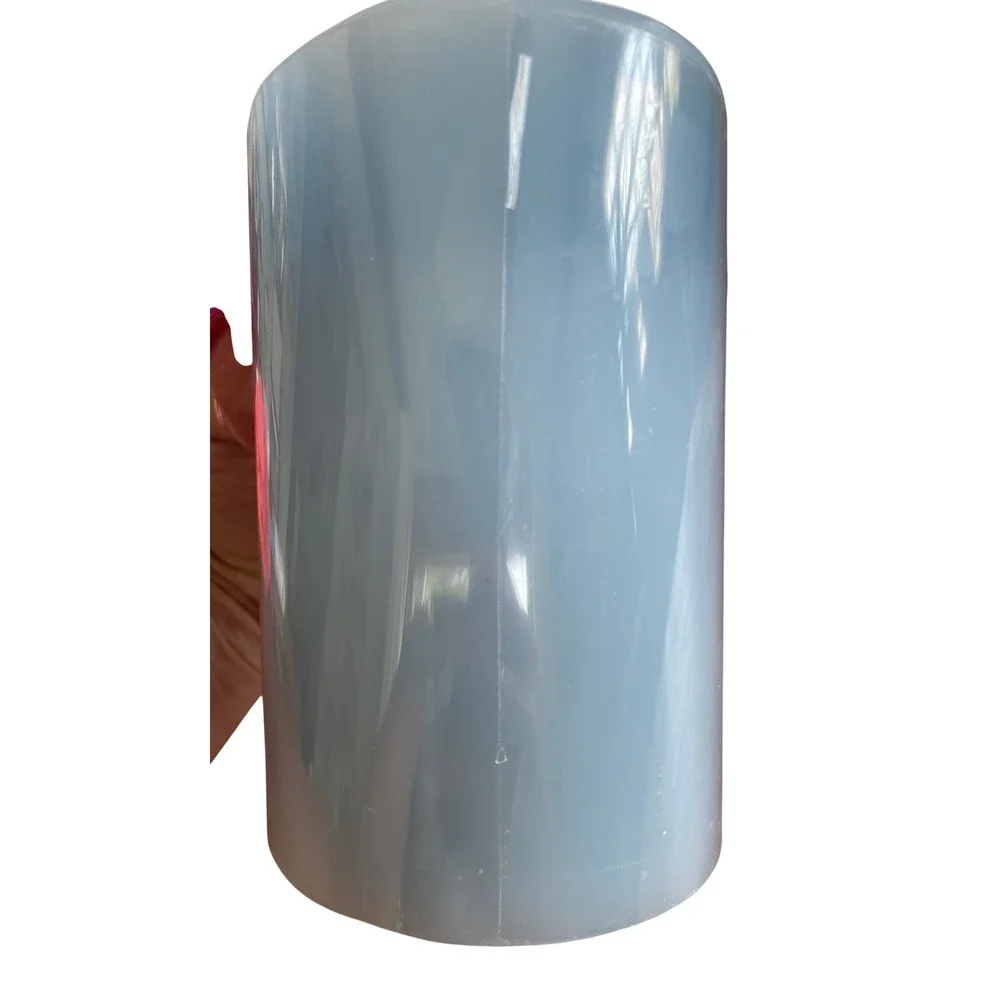 Luminara Blue Flameless Pillar Candle Real Flame Effect Timer LU5401 3x5
